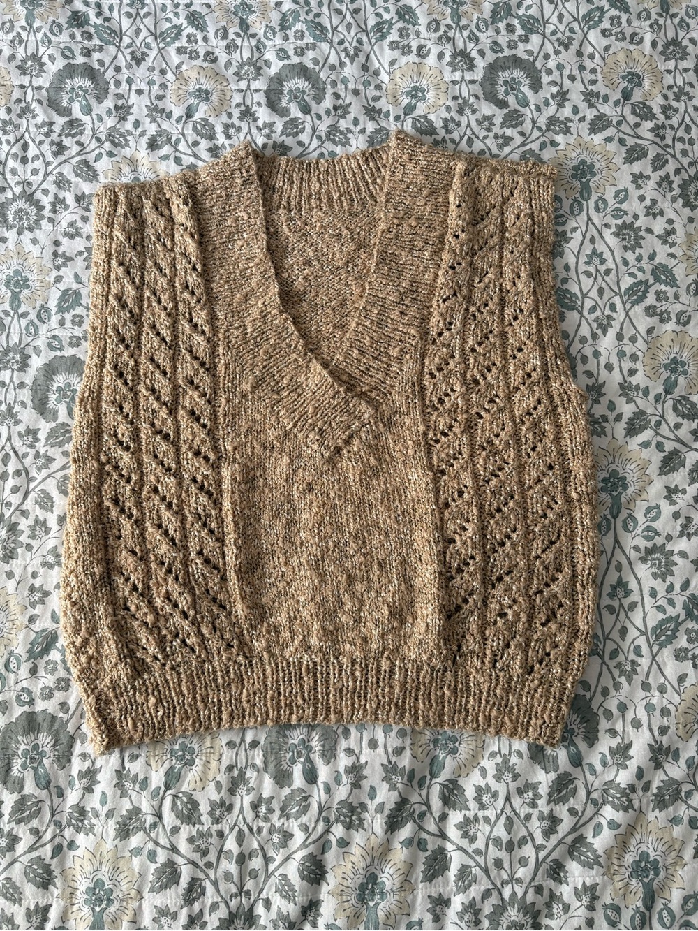 V-Neck Cable Knit Sweater Vest in Heathered Tan